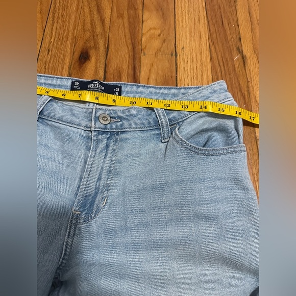 Hollister Light Blue Distressed Women Jeans - Picture 5 of 6